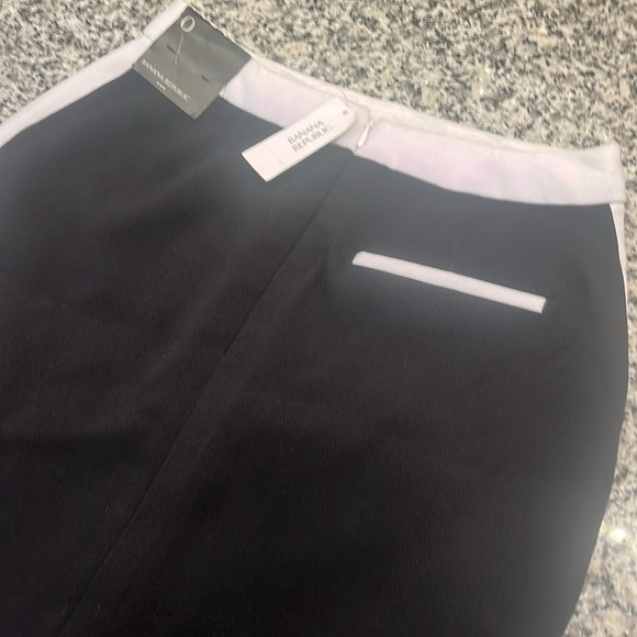 Banana Republic Skirt With Pockets- Size 0- NWT - Picture 6 of 9